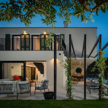 Villa Mapejana By Interhome